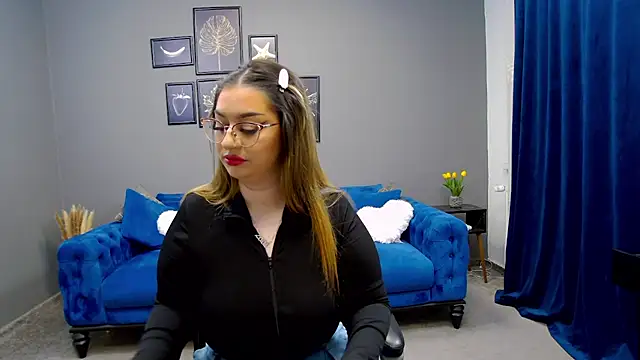 Katewalker  online show from 7, 2, 2025