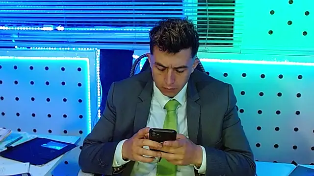 Darko0717 online show from 2, 12, 2025