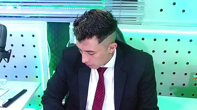 Darko0717 online show from 19, 12, 2025