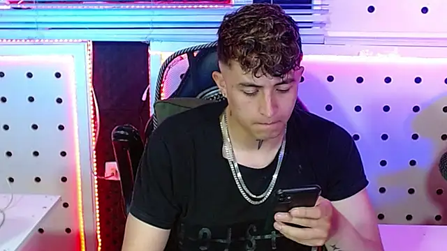 Darko0717 online show from 1, 11, 2025