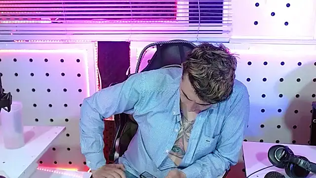 Darko0717 online show from 4, 11, 2025