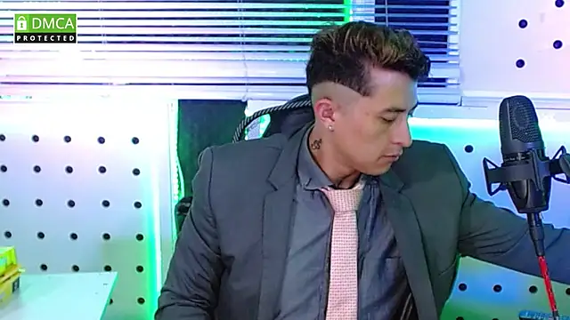 Darko0717 online show from 18, 10, 2025