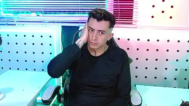 Darko0717 online show from 1, 12, 2025