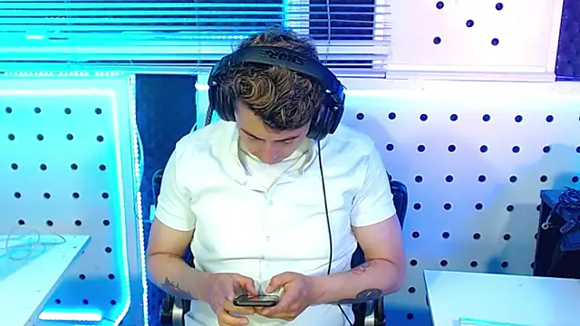 Darko0717 online show from 13, 11, 2025