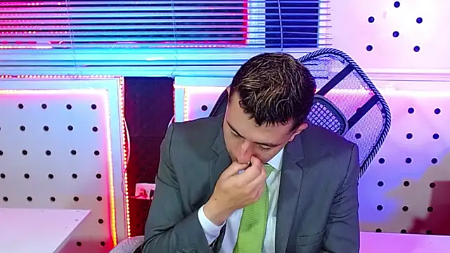 Darko0717 online show from 5, 11, 2025