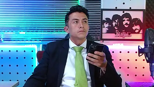 Snapshot of Darko0717 chatting on 15, 6, 2026 Darko0717 online show from 15, 6, 2026