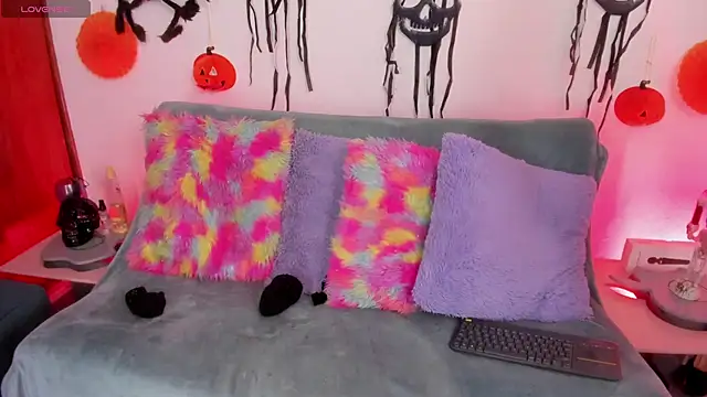 Cata green online show from 6, 10, 2025