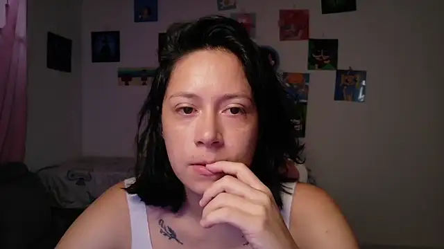 MommyMiaWs online show from 4, 6, 2026