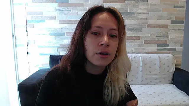 MommyMiaWs online show from 8, 10, 2025