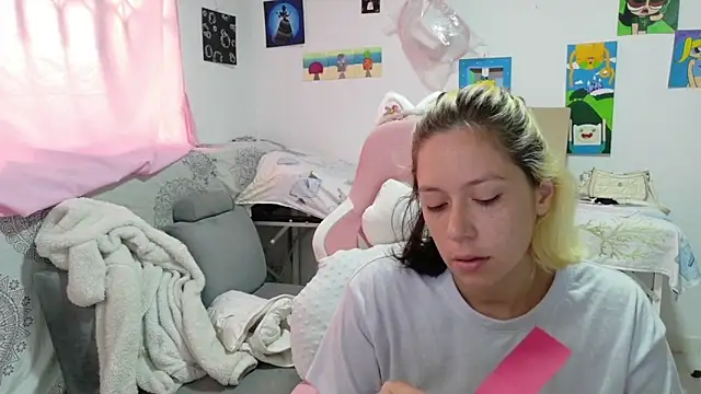 MommyMiaWs online show from 5, 5, 2026