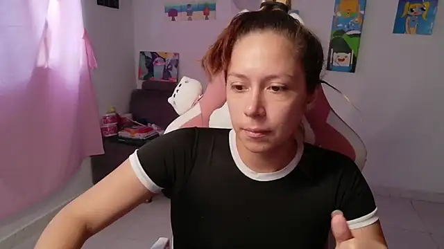 MommyMiaWs online show from 7, 2, 2026