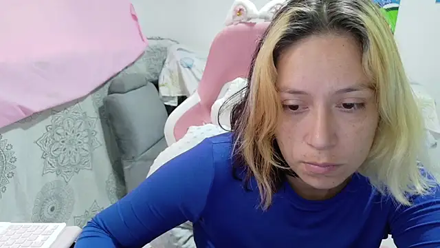 MommyMiaWs online show from 17, 5, 2026