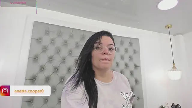 Snapshot of anette_cooper chatting on 15, 1, 2026 anette cooper online show from 15, 1, 2026