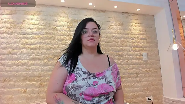 Snapshot of anette_cooper chatting on 7, 11, 2025 anette cooper online show from 7, 11, 2025