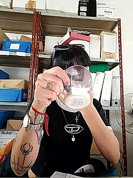 Snapshot of estefyzapata chatting on 7, 10, 2025 estefyzapata online show from 7, 10, 2025