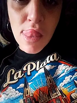 estefyzapata online show from 6, 5, 2026