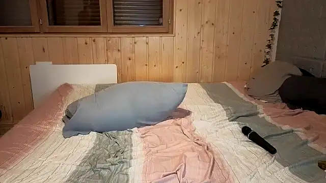 Leanymphoo online show from 3, 10, 2025