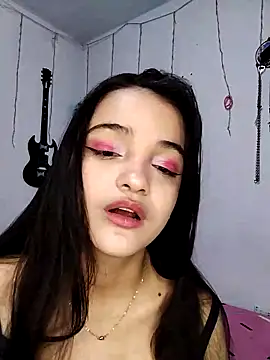 monica little23 online show from 24, 2, 2026