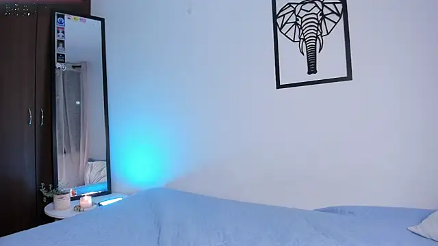 emilybae  online show from 6, 1, 2026