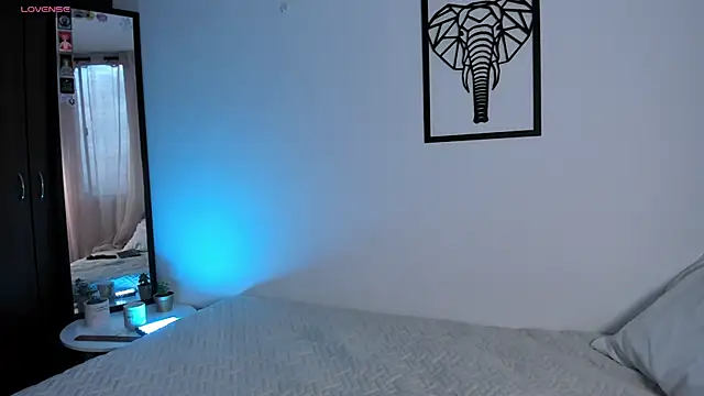 emilybae  online show from 23, 10, 2025