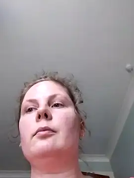 xxSexyBushLinnxx online show from 3, 5, 2026