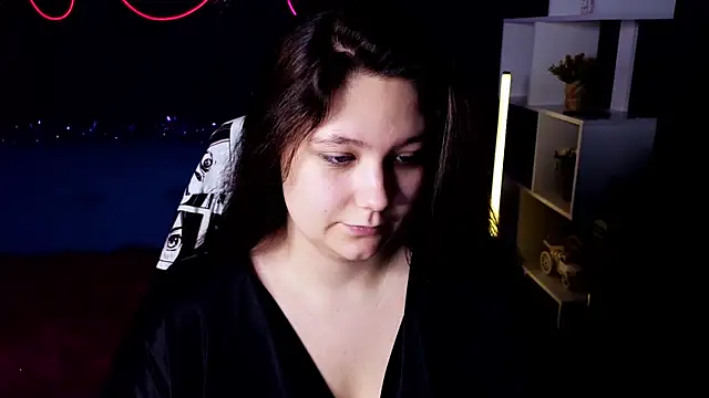 Snapshot of DjennaPalme chatting on 5, 1, 2025 DjennaPalme online show from 5, 1, 2025