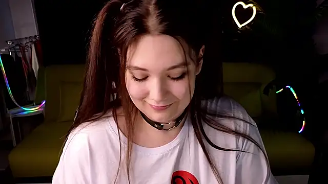 Snapshot of DjennaPalme chatting on 25, 1, 2025 DjennaPalme online show from 25, 1, 2025