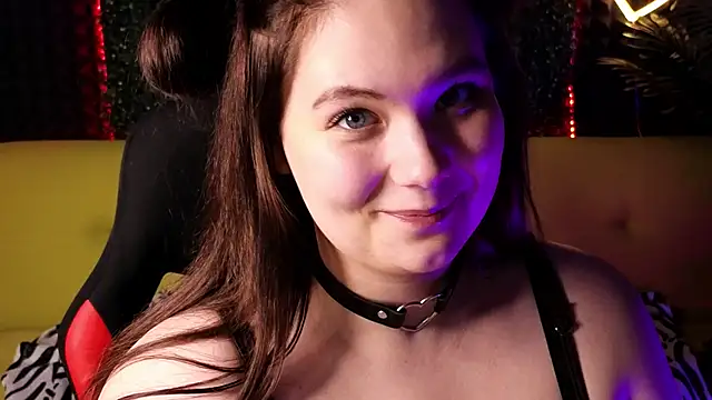 Snapshot of DjennaPalme chatting on 26, 1, 2025 DjennaPalme online show from 26, 1, 2025