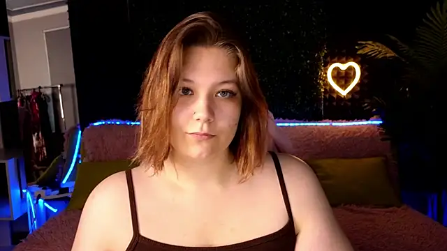 Snapshot of DjennaPalme chatting on 29, 9, 2025 DjennaPalme online show from 29, 9, 2025