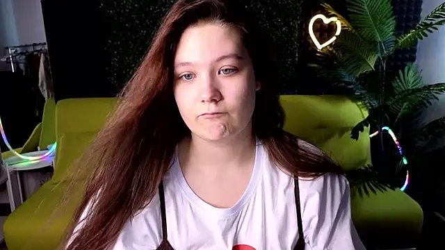 Snapshot of DjennaPalme chatting on 22, 1, 2025 DjennaPalme online show from 22, 1, 2025