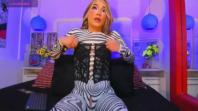 cinthya walker1 online show from 14, 4, 2026