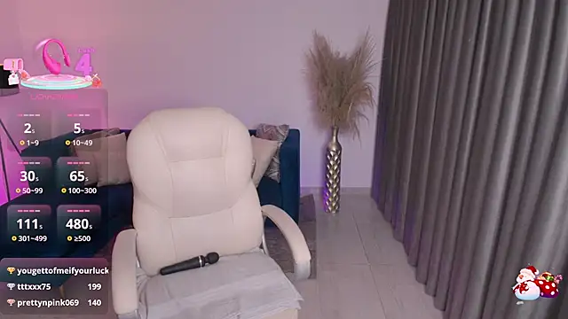 emilly smith 1 online show from 21, 3, 2025