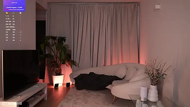 anniehillofficial online show from 31, 1, 2025