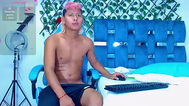 Hakim prettynigg online show from 17, 1, 2025