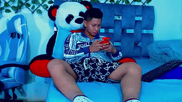 Hakim prettynigg online show from 5, 4, 2026