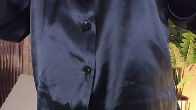 Gaia Stone online show from 16, 4, 2026