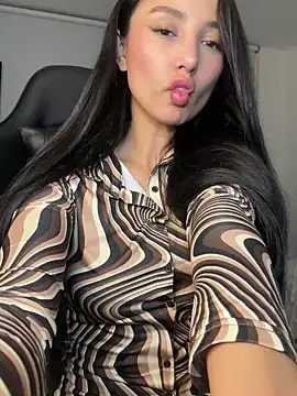 Snapshot of EvaMoet chatting on 14, 12, 2024 EvaMoet online show from 14, 12, 2024