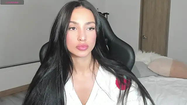 Snapshot of EvaMoet chatting on 1, 3, 2025 EvaMoet online show from 1, 3, 2025