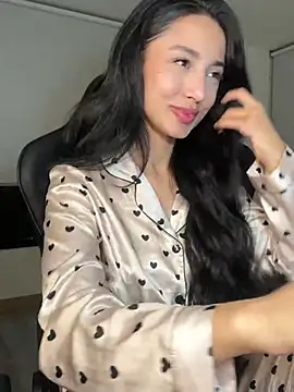 Snapshot of EvaMoet chatting on 6, 12, 2024 EvaMoet online show from 6, 12, 2024