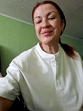 KiraXTender online show from 27, 9, 2025