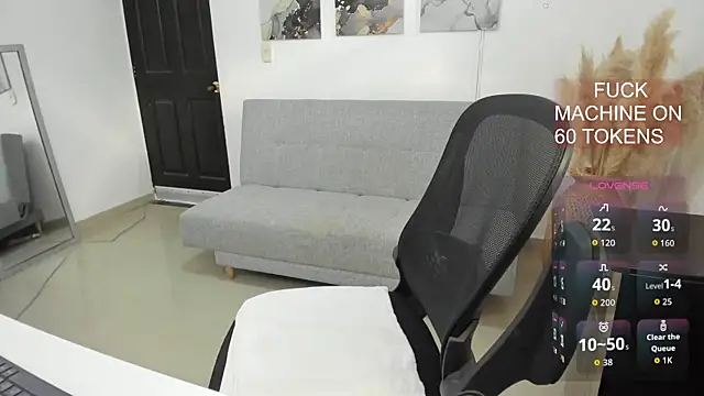 Valentina      online show from 13, 12, 2025