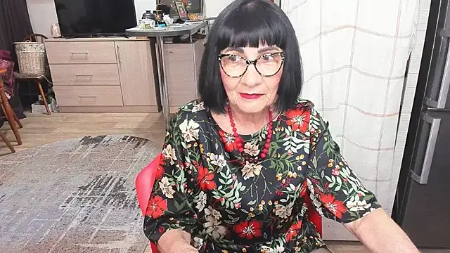 Tina Joness online show from 6, 6, 2026