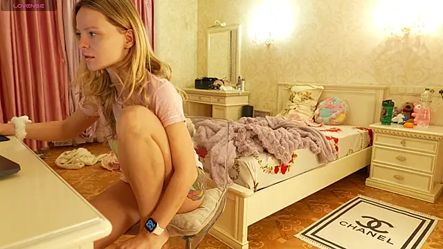 Masha 2002 online show from 12, 10, 2025