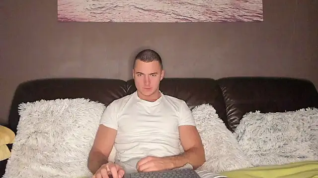 paulblack21 online show from 1, 11, 2025