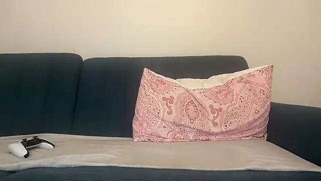Sasha  Love online show from 8, 5, 2026