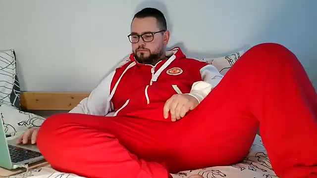 Snapshot of cutie_ben chatting on 22, 2, 2025 cutie ben online show from 22, 2, 2025