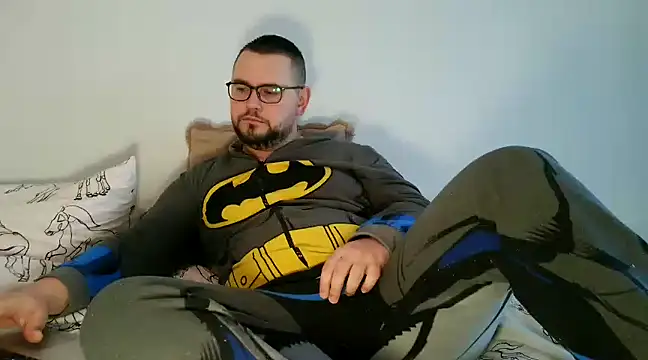 Snapshot of cutie_ben chatting on 10, 2, 2025 cutie ben online show from 10, 2, 2025