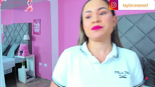 TaylorEvanss online show from 20, 9, 2025