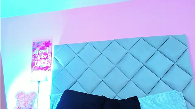 TaylorEvanss online show from 14, 9, 2025