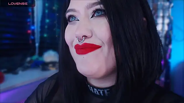 wickedxqueen online show from 25, 1, 2025